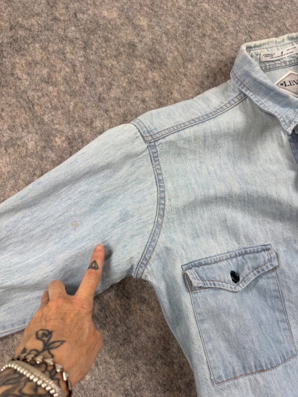 Vintage Levi’s Mens Denim Shirt Sz M Button Up Long Sleeve - Picture 5 of 10